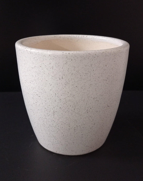 Contemporary ceramic pot with glossy finish