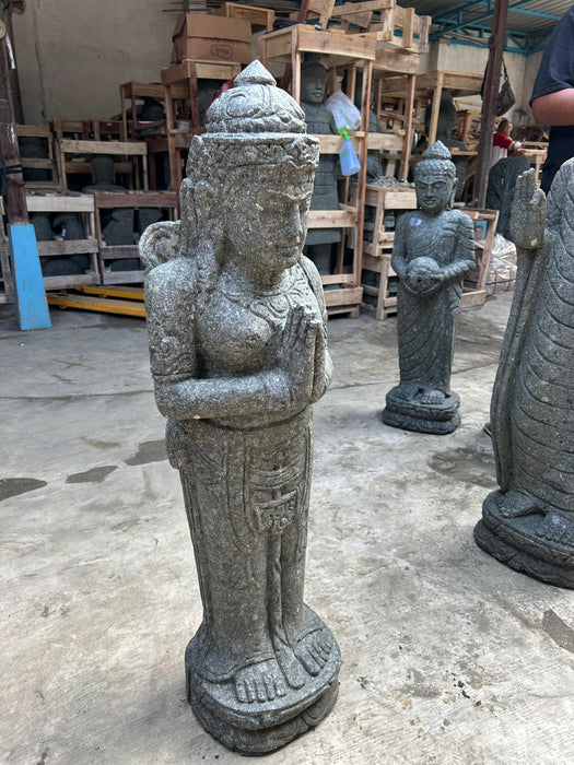 STANDING DEWI PRAYING 100 CM