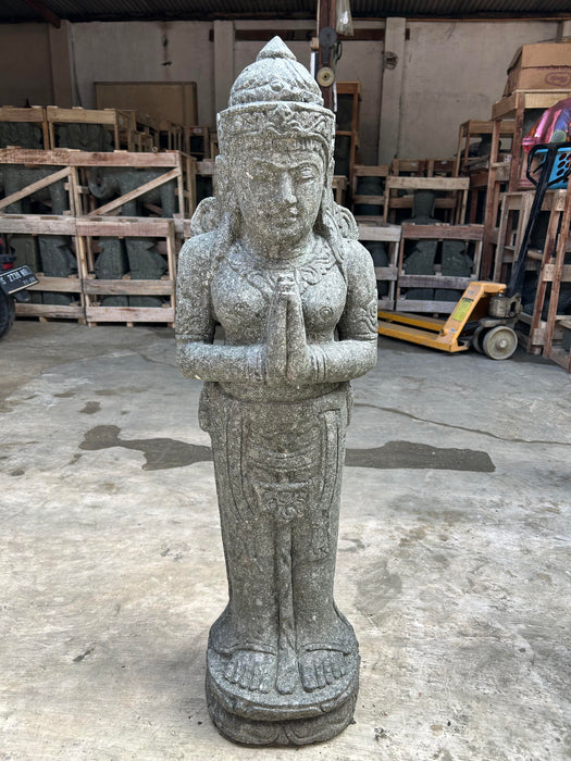 STANDING DEWI PRAYING 100 CM