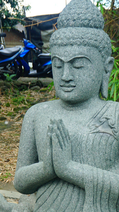 SEATED BUDDHA PRAYING 150 CM