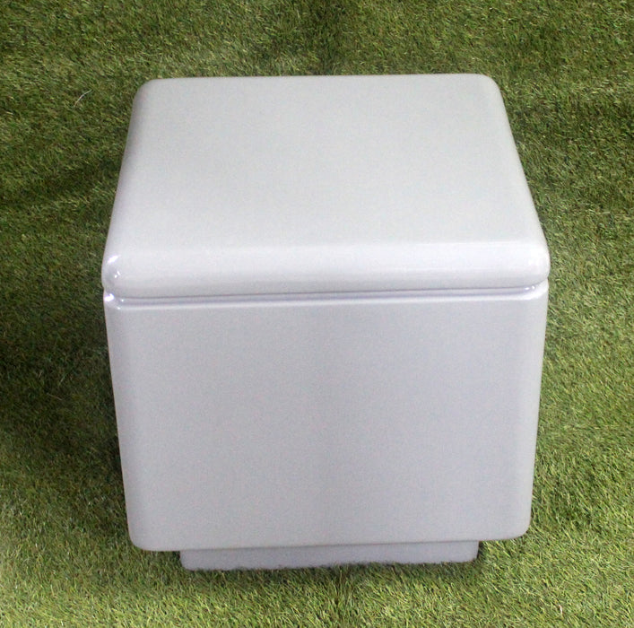 Sitting Cube Fiber Planter