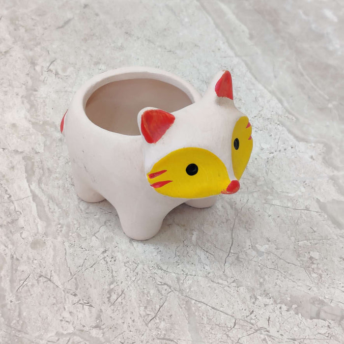 Decorative cat ceramic pot for tabletop and shelf display