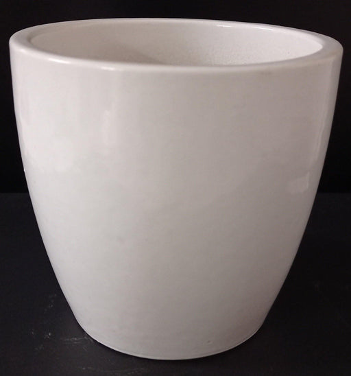 Modern white round ceramic pot 