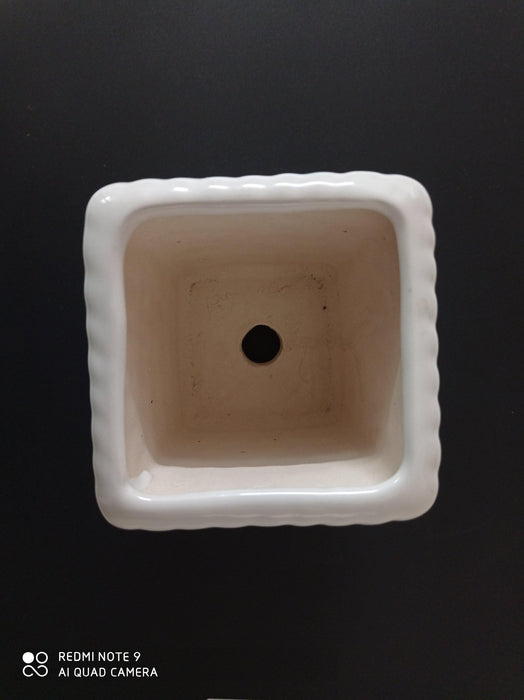 Stylish honeycomb texture ceramic planter