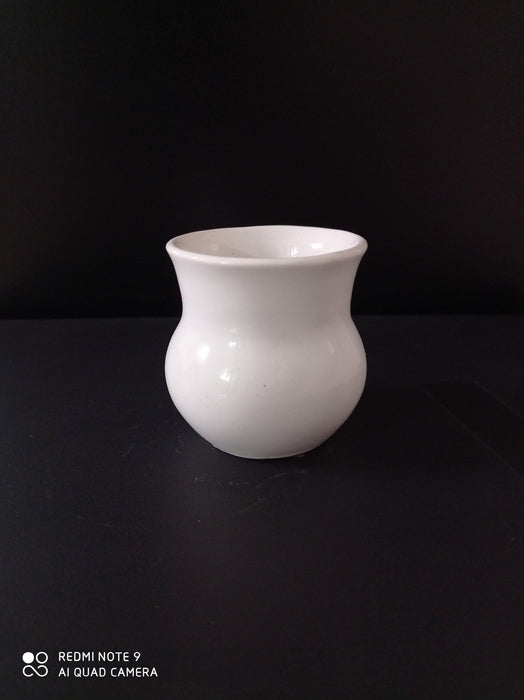 Modern vase-shaped ceramic plant pots