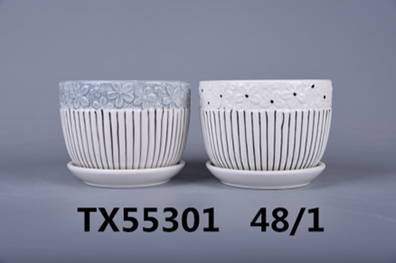 Striking ceramic planters with convenient drainage system